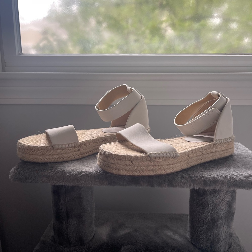 Splendid platform espadrille sandal in white